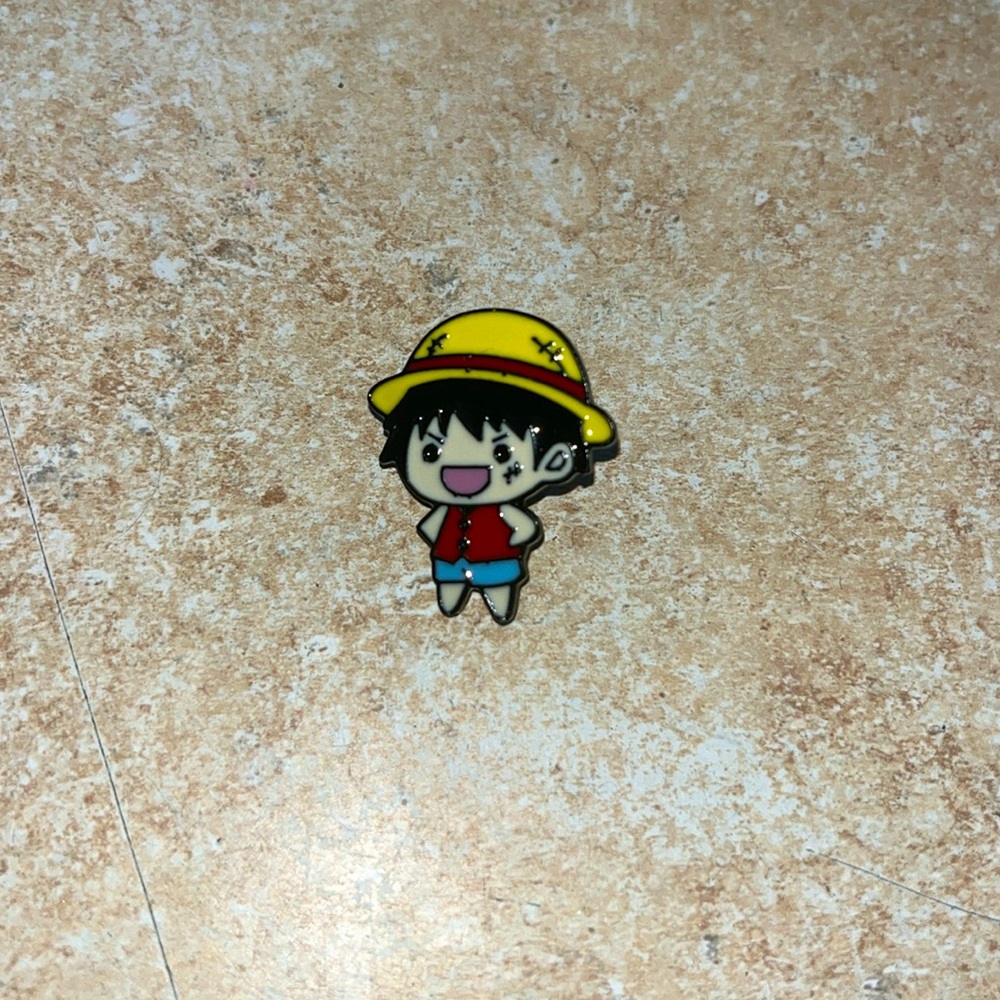One Piece Chibi Luffy Pin